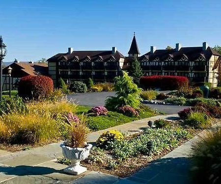 Bavarian Inn Шепердстаун Экстерьер фото