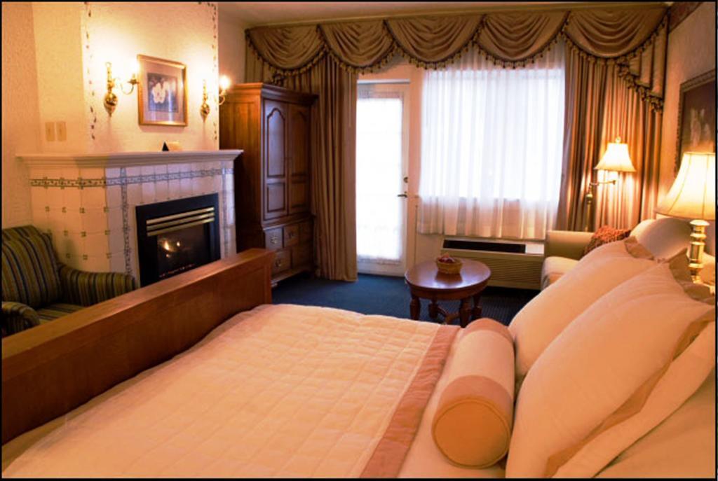Bavarian Inn Шепердстаун Экстерьер фото