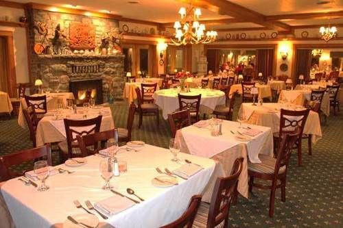 Bavarian Inn Шепердстаун Экстерьер фото